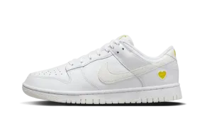 Nike Dunk Low Yellow Heart