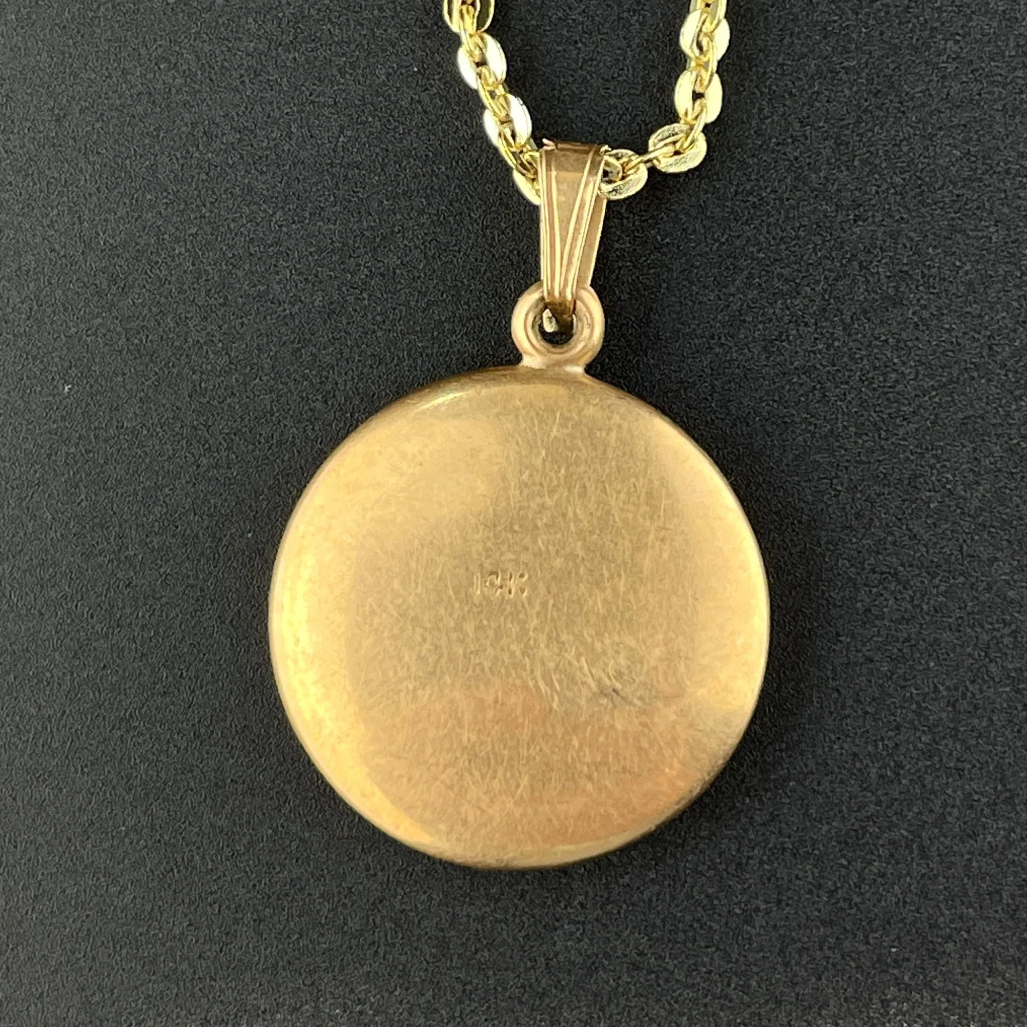 Vintage 14K Two Tone Gold Forget Me Not Round Pendant Necklace